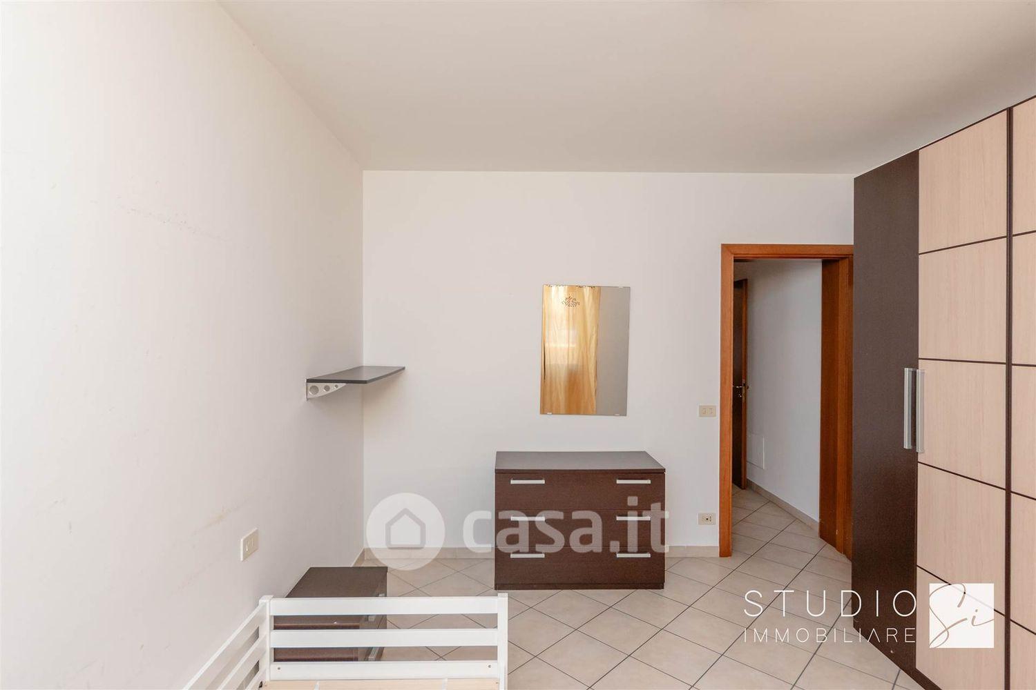 Trilocale in Via Fratelli Rosselli