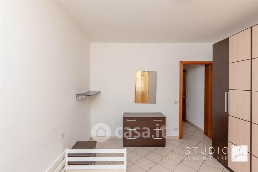 Trilocale in Via Fratelli Rosselli