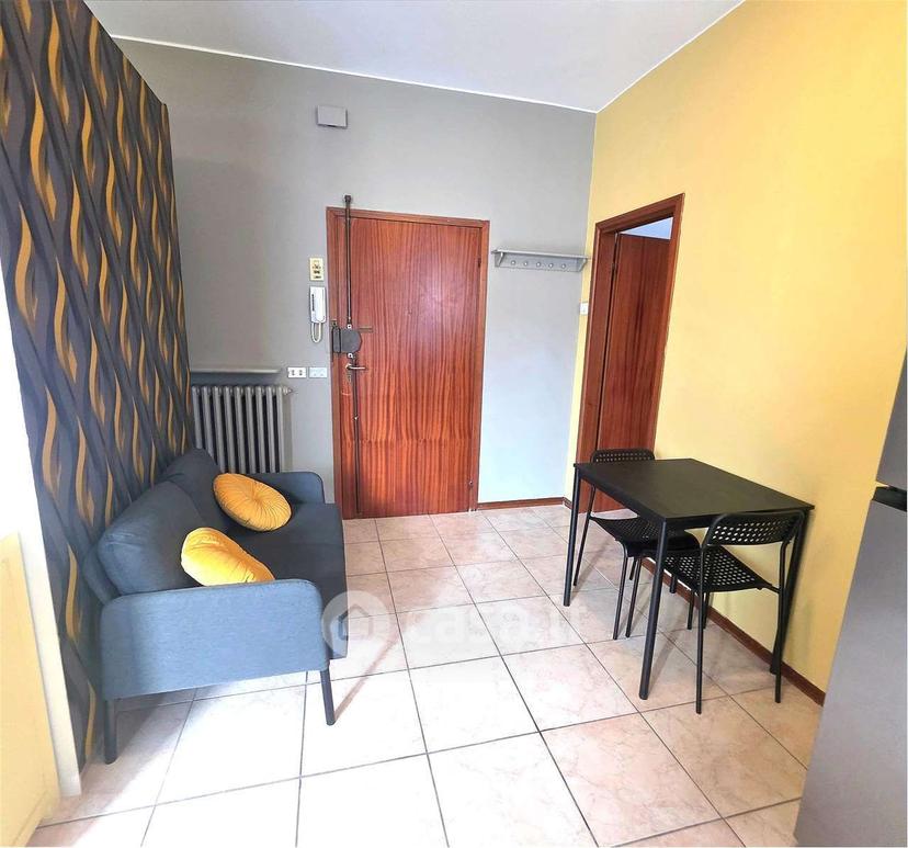 Monolocale in Via C. Sigonio 27 — foto 3 di 22