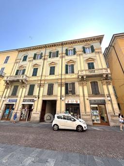 Quadrilocale in Corso Camillo Cavour 12