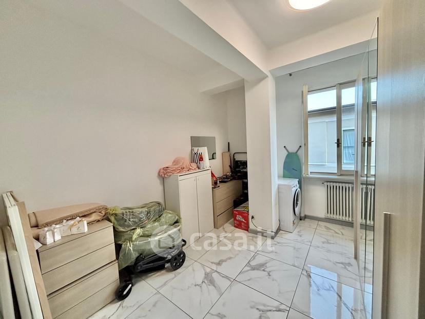 Trilocale in Via Follo — foto 9 di 15