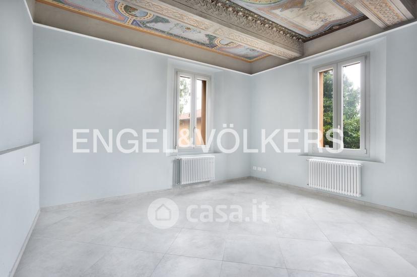 Villa in Via Statale 276 — foto 32 di 40