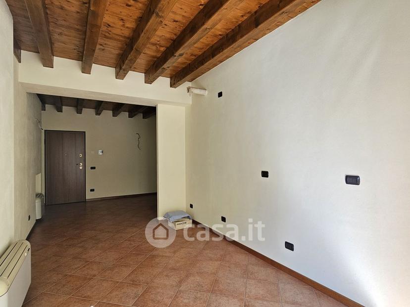 Bilocale in Via Roma 5 — foto 12 di 19