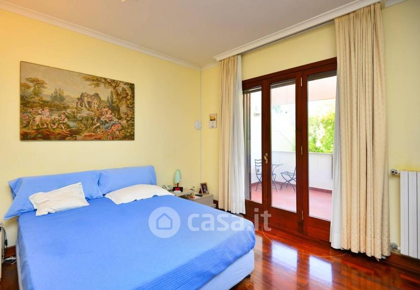 Villa in Via Prato — foto 6 di 21