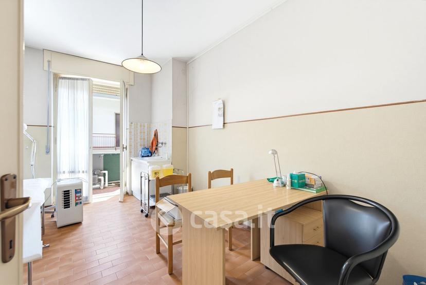 Appartamento in Papa Giovanni Ventitreesimo 12 — foto 24 di 32