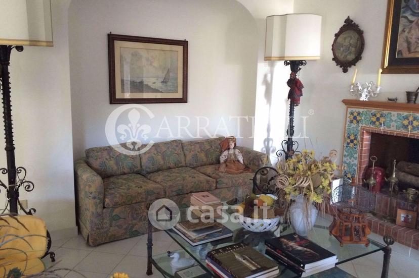 Villa in Via Vasca Moresca — foto 16 di 47