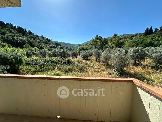 Trilocale in Via F. Petrarca 8 — foto 5 di 11