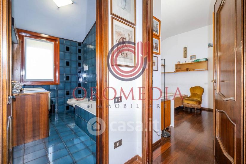 Quadrilocale in Via Baioni — foto 7 di 30