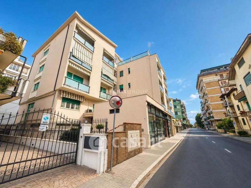 Trilocale in Via Alessandro Volta 109 — foto 23 di 41