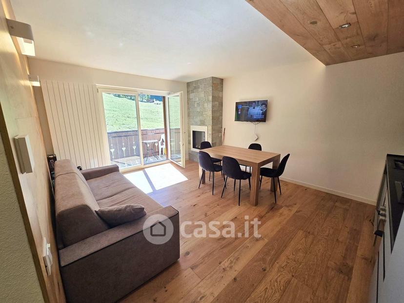 Trilocale in Via Adamello 34 — foto 17 di 39