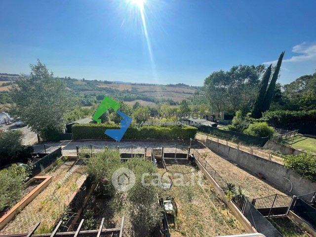 Quadrilocale in Strada del Ruffolo — foto 3 di 31