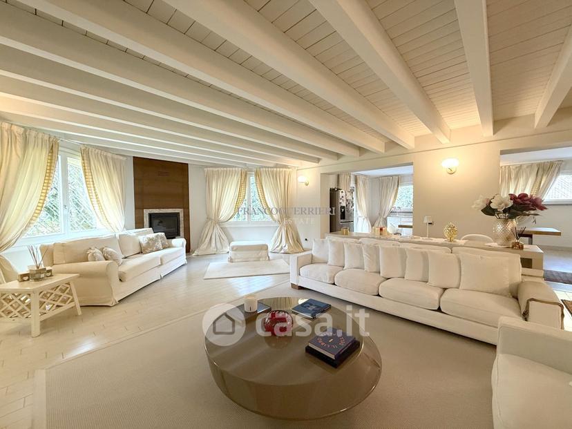 Villa in Via Maroncelli — foto 30 di 38