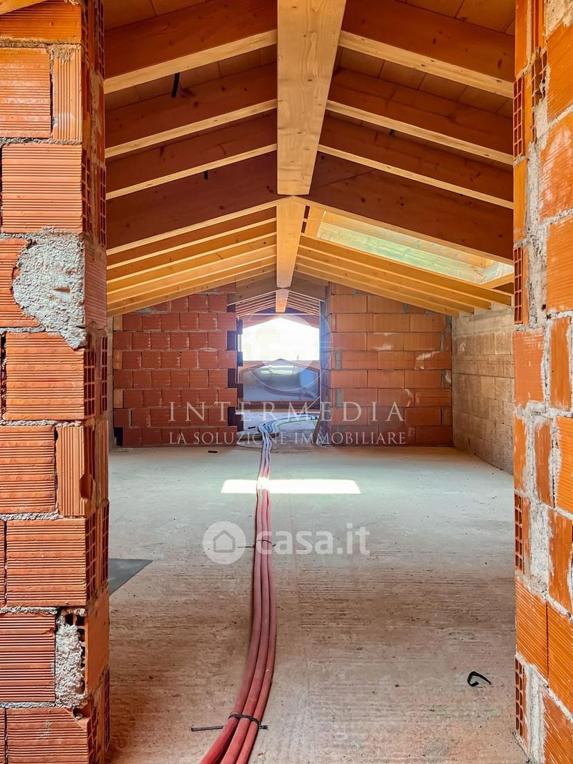 Quadrilocale in Via Lario 2 — foto 6 di 41