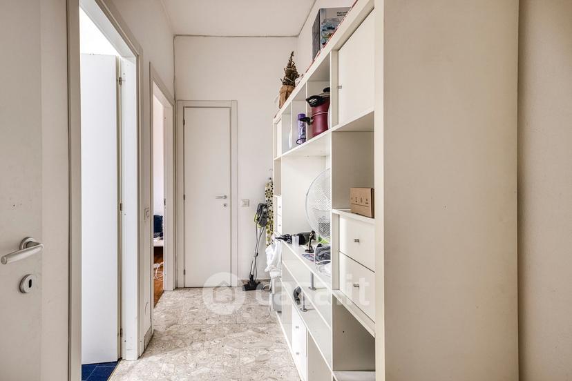 Bilocale in Viale Lombardia 43 — foto 7 di 9