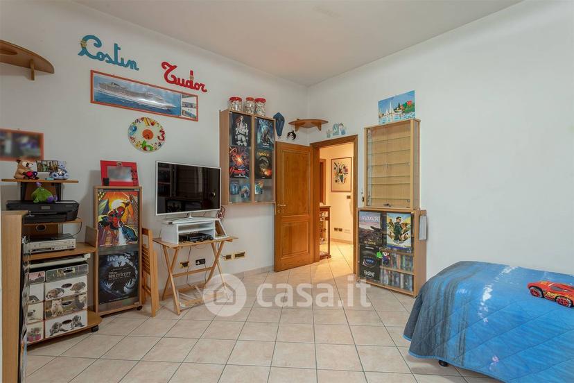 Quadrilocale in Via Sieve — foto 23 di 35