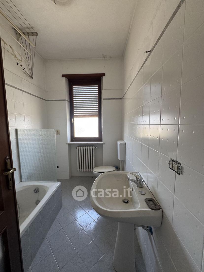 Quadrilocale in Via Cavour 8 — foto 22 di 35