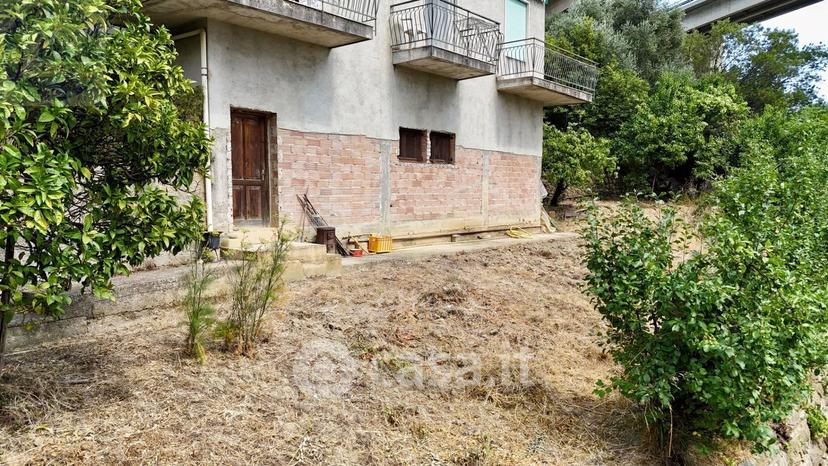 Villa in Strada A. San Pietro 149 — foto 10 di 47