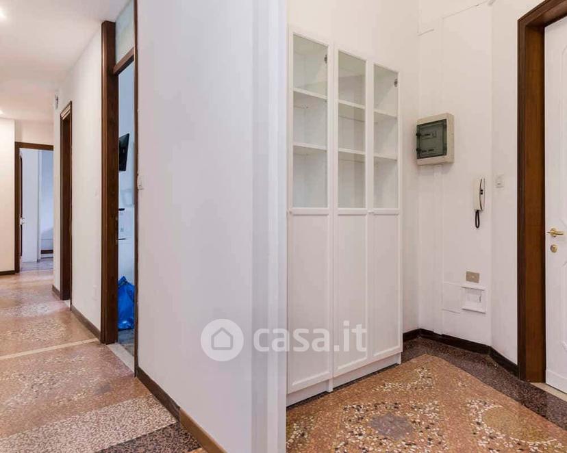 Stanza in Viale Giovanni Vicini 20 — foto 20 di 33