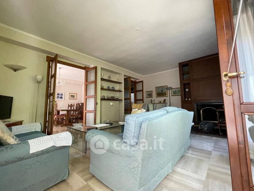 Villa in Via Faustino Bocchi — foto 2 di 29