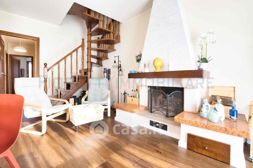 Appartamento in Località Colombaia — foto 4 di 38