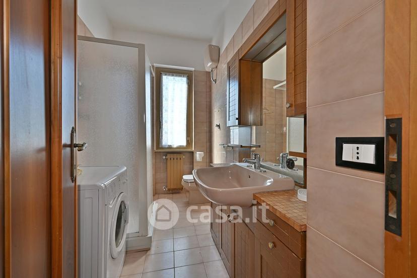 Quadrilocale in Via Alpicella — foto 30 di 33