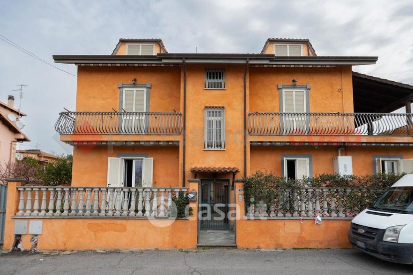 Trilocale in Via Livorno — foto 10 di 51