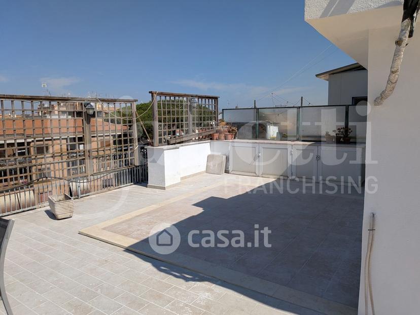 Bilocale in Viale Leonardo da Vinci — foto 44 di 50