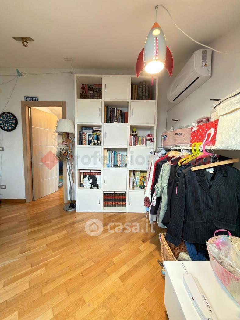 Appartamento in Via di Caliano — foto 13 di 48