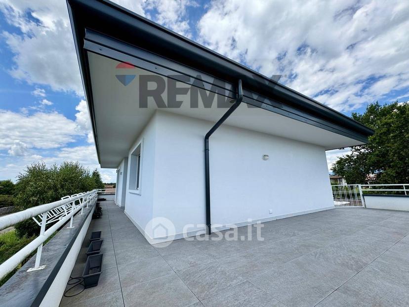 Villa in Via Guglielmo Marconi 22 — foto 5 di 28