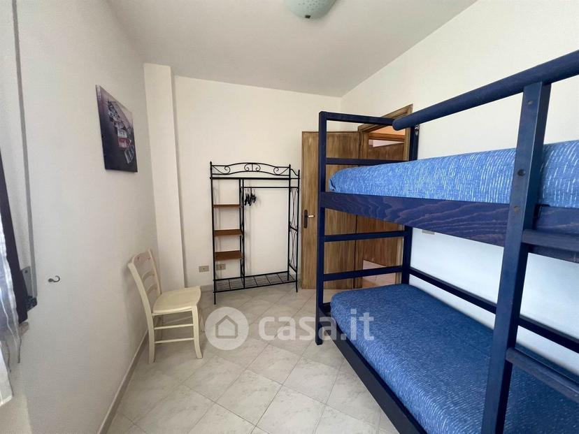 Trilocale in Via Aldo Moro — foto 9 di 33