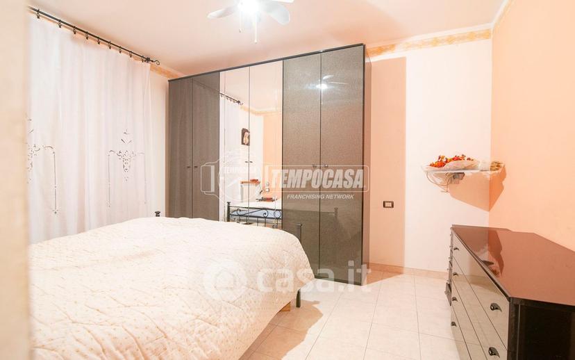 Trilocale in Via Badalasco — foto 3 di 30