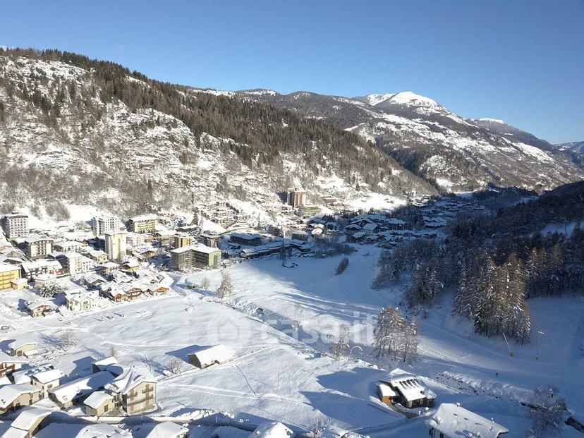 Trilocale in Via Valeriana 30 — foto 6 di 30
