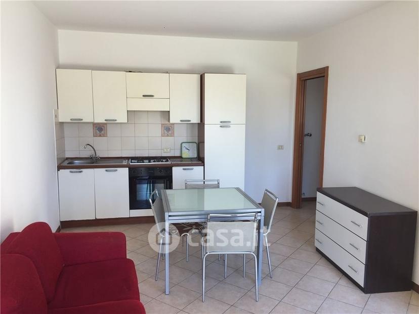 Bilocale in Via degli Oleandri — foto 3 di 5