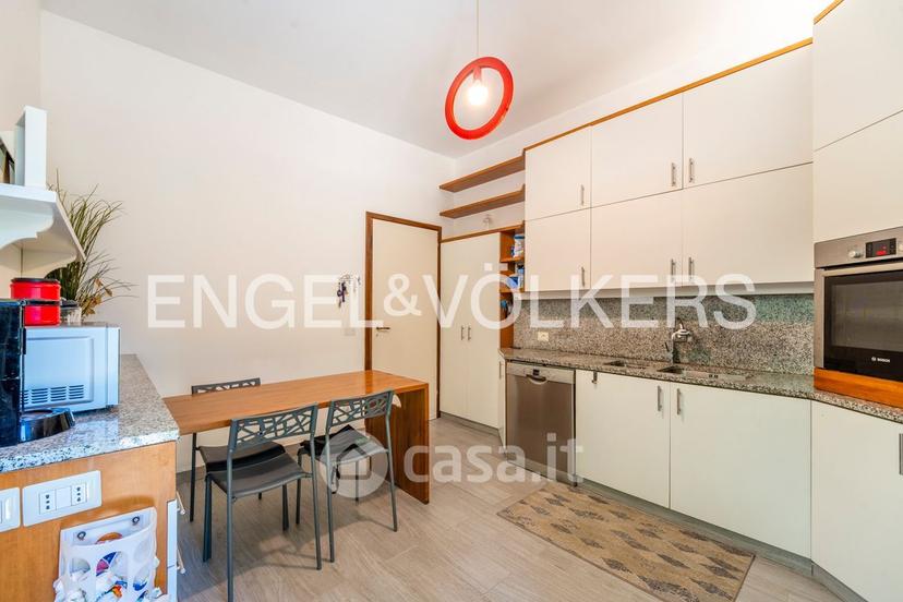 Villa in Via Sempione 164 — foto 25 di 34