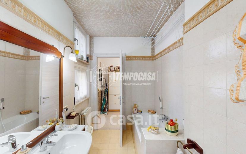 Trilocale in Via Salvo d'Acquisto 13 — foto 26 di 36
