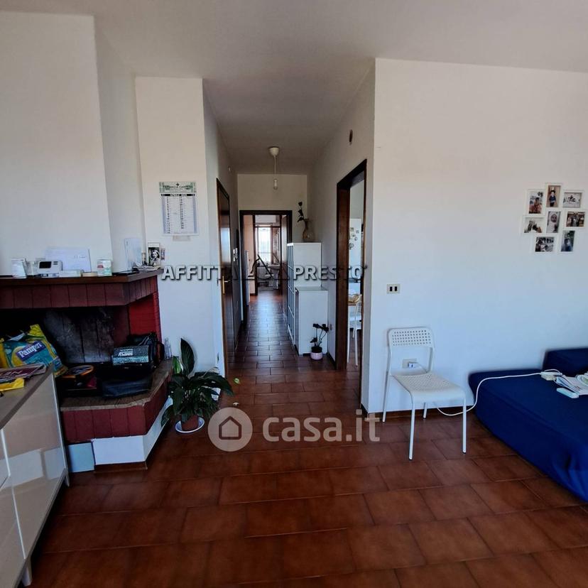 Appartamento in Via Grazia Deledda — foto 4 di 38