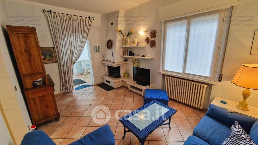 Appartamento in Viale Due Giugno (angolo Con Seconda Traversa Pine 101 — foto 24 di 39
