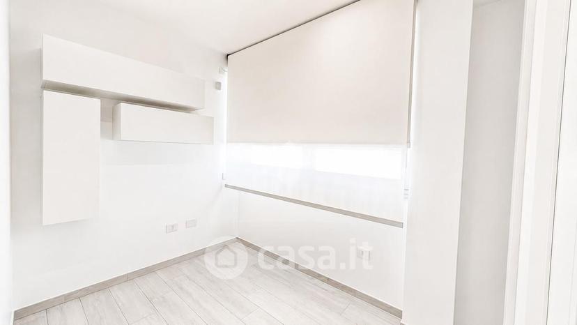 Quadrilocale in Via Fratelli Cairoli 49 — foto 12 di 31