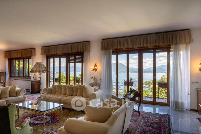 Villa in Via Sempione Nord 91 — foto 16 di 32