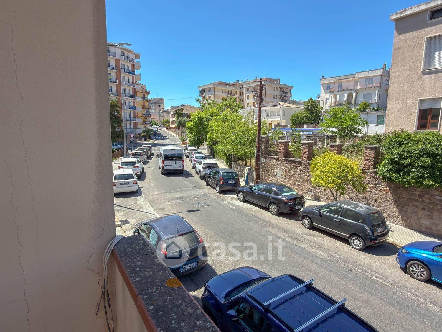Quadrilocale in Via Attilio Deffenu 123