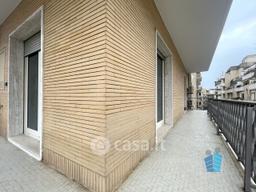 Trilocale in Via Filippo Turati