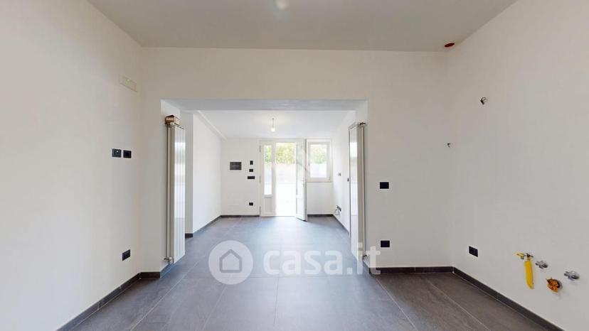 Trilocale in Strada Madonna del Pozzo — foto 18 di 23