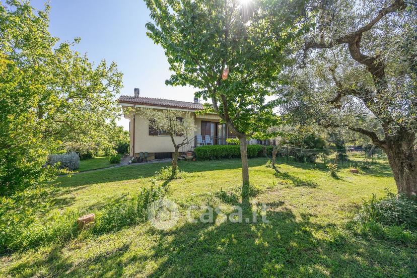 Villa in Via Costabella — foto 12 di 28