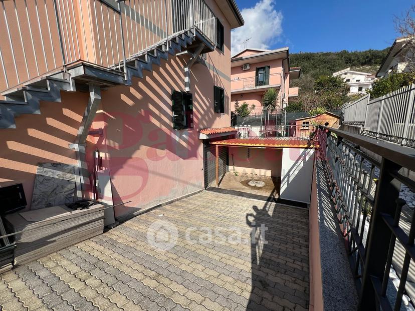 Villa in Via Vigne Vecchie — foto 12 di 49