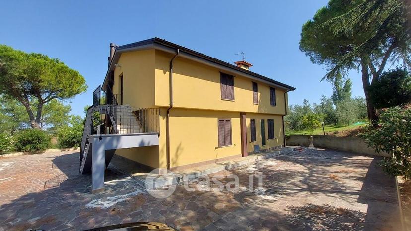 Appartamento in Strada di Santa Lucia 15 — foto 4 di 56