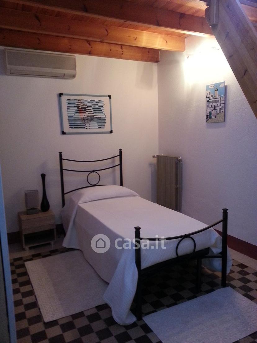 Stanza in Via del Risorgimento 108 — foto 17 di 57