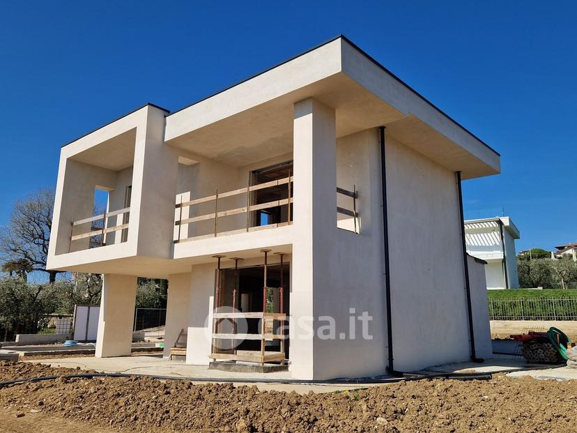 Villa in Via San Cassiano — foto 45 di 48