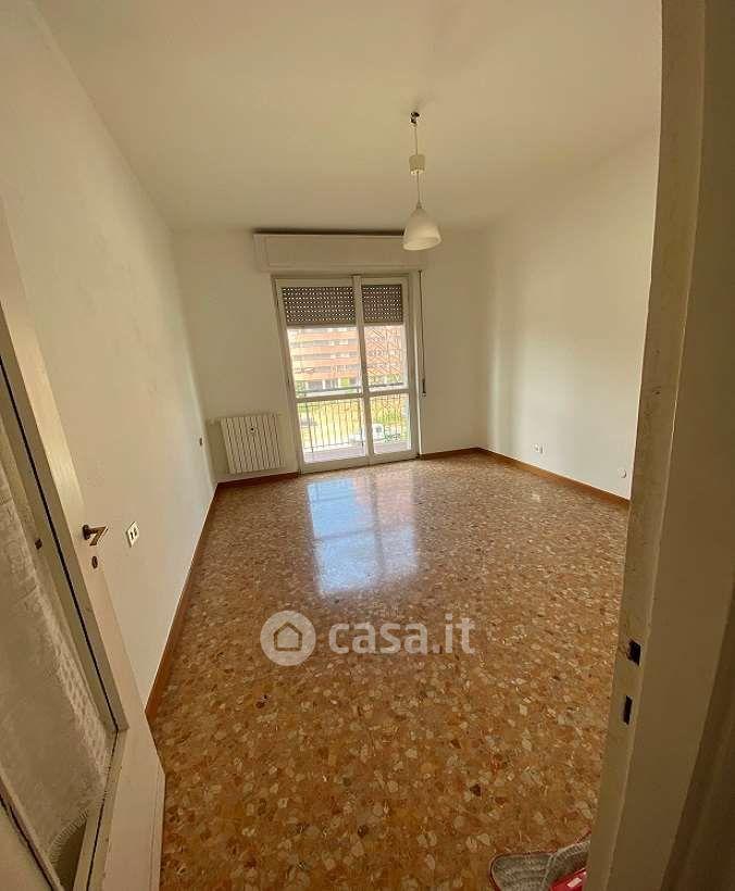 Trilocale in Via Privata Trasimeno 22 /1 — foto 14 di 21