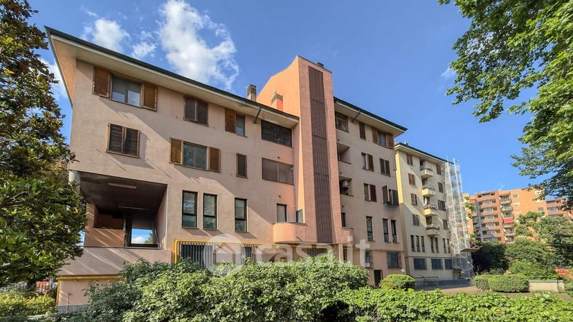 Bilocale in Via Benvenuto Cellini 13 — foto 3 di 50