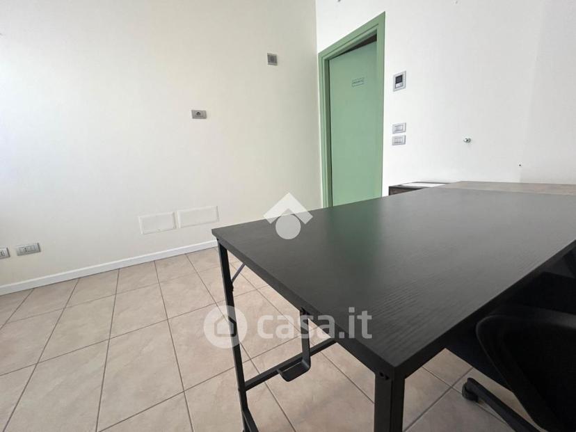Quadrilocale in Via E. d'Arborea 116 — foto 12 di 32